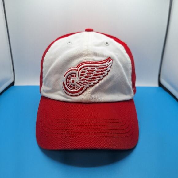 Detroit Red Wings Fitted Hat Size Large 47Brand Red White Cotton NHL - Picture 1 of 7